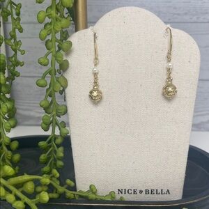 Elegant Gold and Pearl Drop Earrings 18K Waterproof